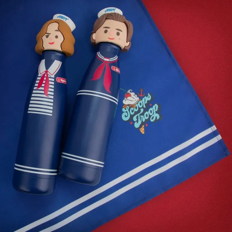 Cinereplicas Stranger Things^Botella Robin Scoops Ahoy - Stranger Things 31cm x 7cm