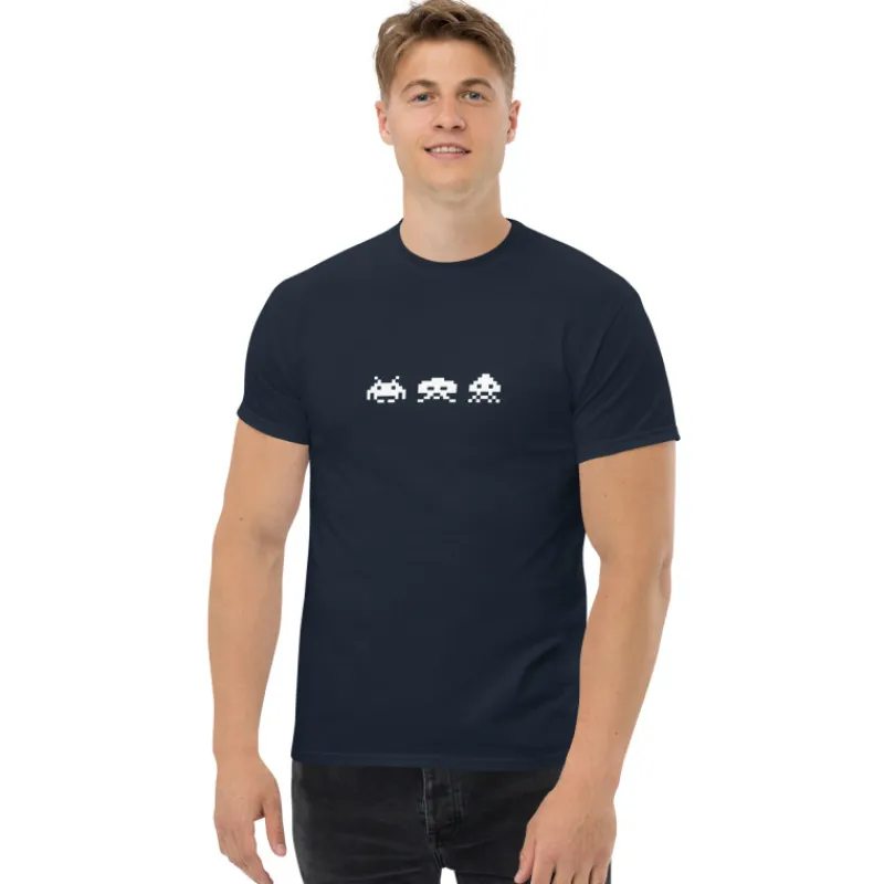 Printful Regalos Y Coleccionismo Para Gamers - Cosas De Videojuegos Míticos^Camiseta Tres Marcianitos Space Invaders Arcade Original