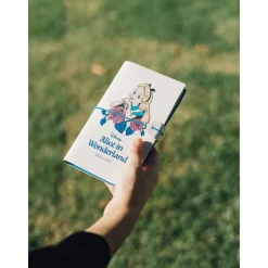 Grupo Erik Papelería Disney^Cuaderno Viaje Alicia En El Pais De Las Maravillas