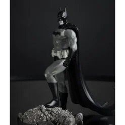 Discount Estatua 1/10 Batman Black White 18 cm de BJ Barends Regalos De Superhéroes Dc|Figuras Dc