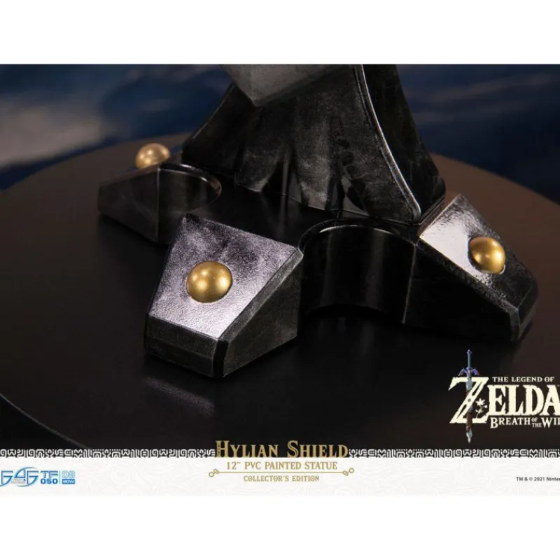 First 4 Figures Regalos Y Coleccionismo Para Gamers - Cosas De Videojuegos Míticos|Descuentos Gaming^Estatua Escudo Hyliano Zelda 29 cm Collector's Edition Zelda