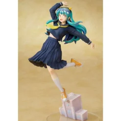Ques Q Figuras^Estatua PVC 28 cm Lum Uniform Ver. Urusei Yatsura