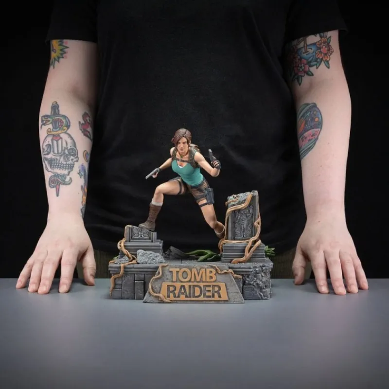 Dark Horse Descuentos Gaming^Estatua PVC Lara Croft Tomb Raider 24 cm