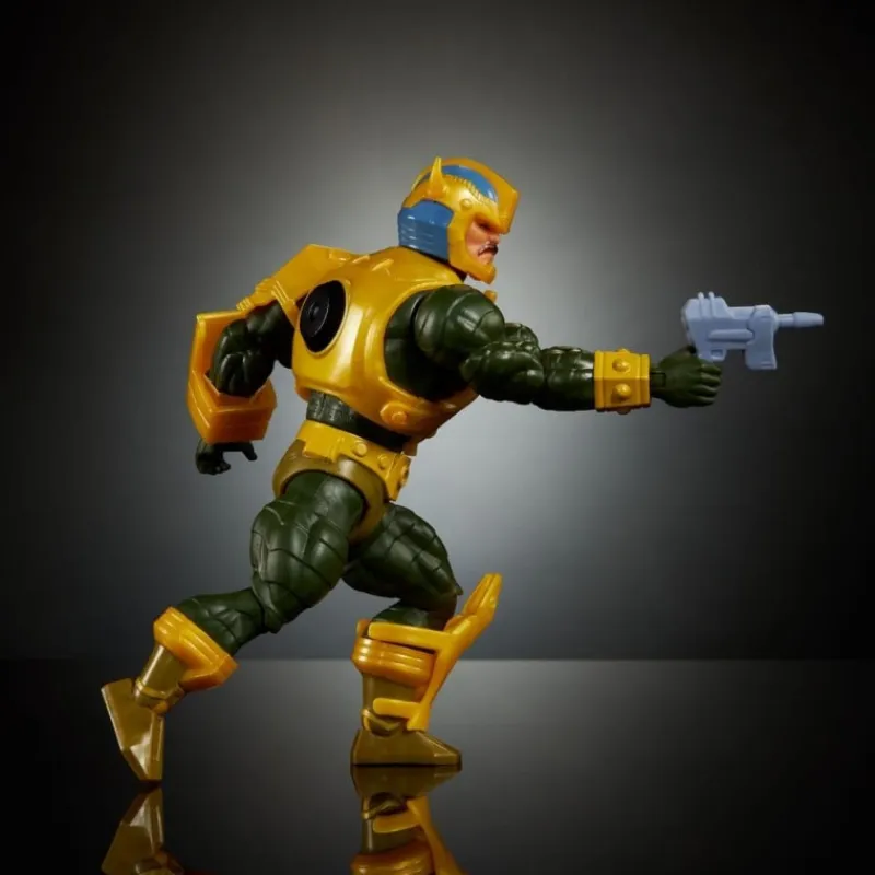Mattel Masters Of The Universe^Figura Armada Man-At-Arms Bumblebee de 14 cm - Exclusiva Europea