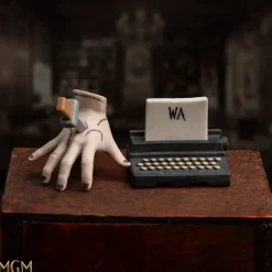 Online Figura Gomee La Mano - Wednesday 6,7cm Miércoles Addams