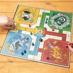 Sale Juego de mesa Parchís Harry Potter Hogwarts Hufflepuff|Slytherin