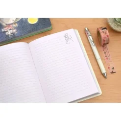 Chronicle Books Libros Ghibli|Coleccionismo Ghibli^Libreta Premium Jiji Plush de Nicky, la aprendiz de bruja