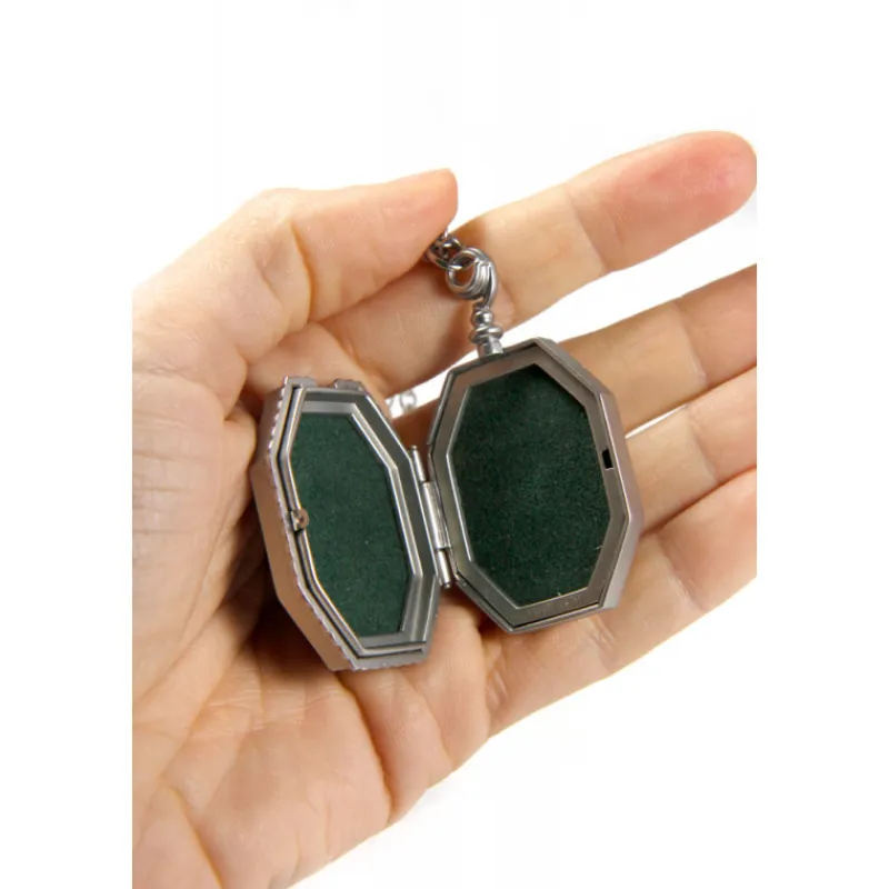 The Noble Collection Replicas Colección Harry Potter|Slytherin^Replica 1:1 Medallon Salazar Slytherin Horrocrux
