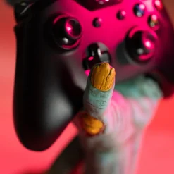 Grupo Erik Regalos Y Coleccionismo Para Gamers - Cosas De Videojuegos Míticos^Soporte Mando y Auriculares One More Life Gamer