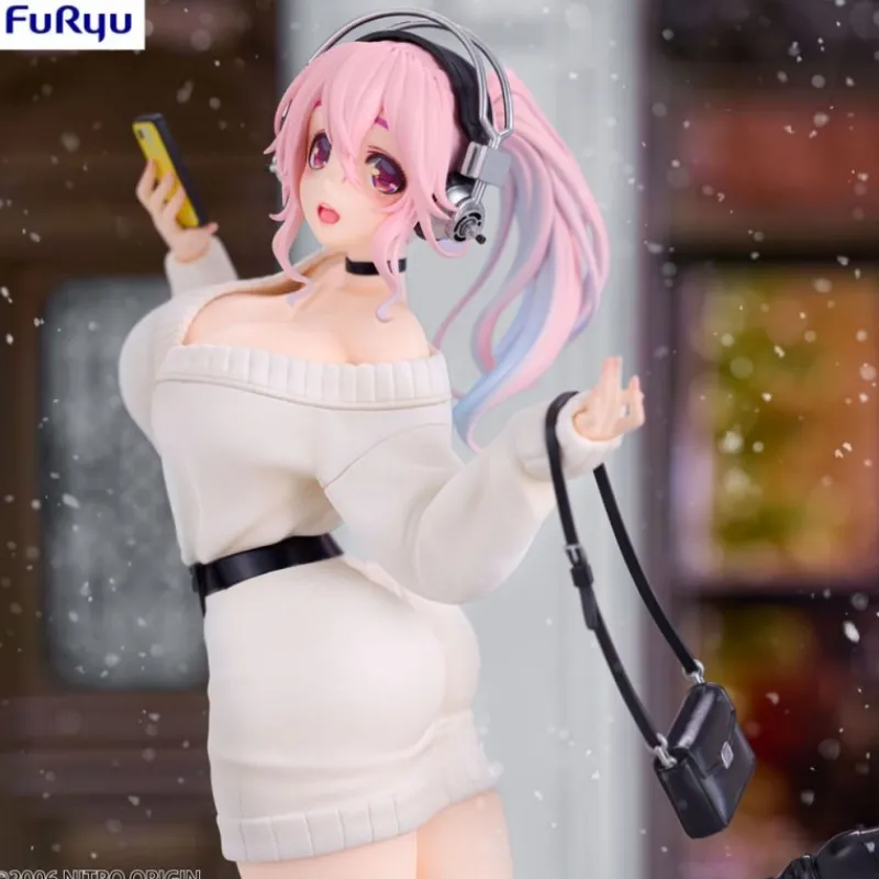 New Super Sonico Estatua PVC Trio-Try-iT Winter Memory Ver. 21 cm Regalos Y Coleccionismo Para Gamers - Cosas De Videojuegos Míticos