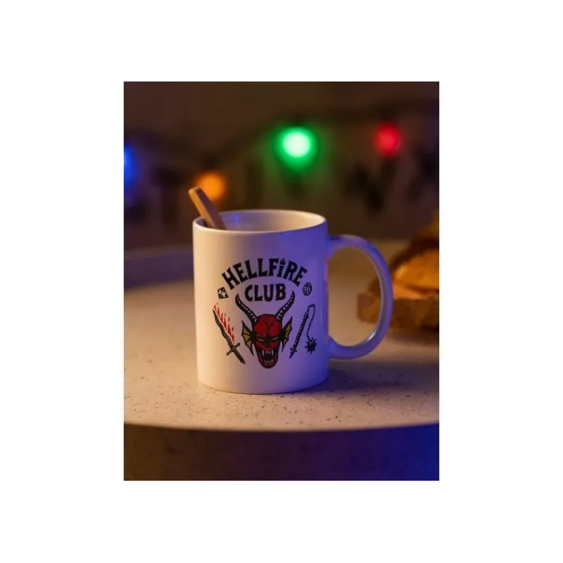 Discount Taza Stranger Things Hellfire Club Stranger Things